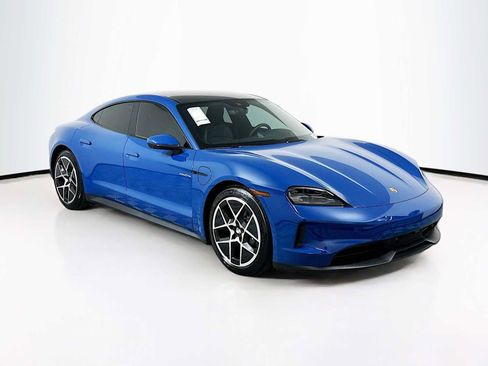 New 2025 Porsche Taycan image 7