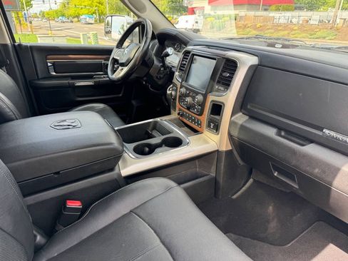 Used 2018 RAM 3500 Laramie AWD/4WD image 12