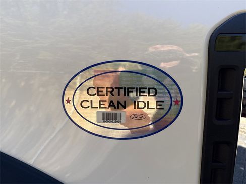 Used 2024 Ford F550 4x4 SuperCab Super Duty image 14