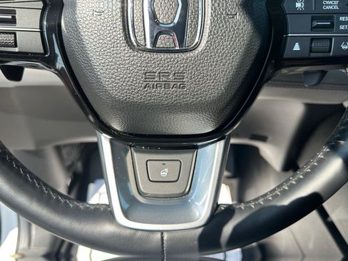 Used 2024 Honda Pilot Elite image 20