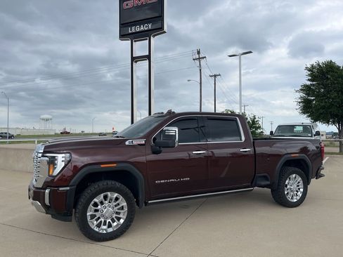 Used 2024 GMC Sierra 2500 Denali w/ Denali Reserve Package image 1