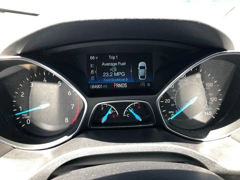 Used 2018 Ford Escape SE w/ SE Sync 3 Package AWD/4WD image 24