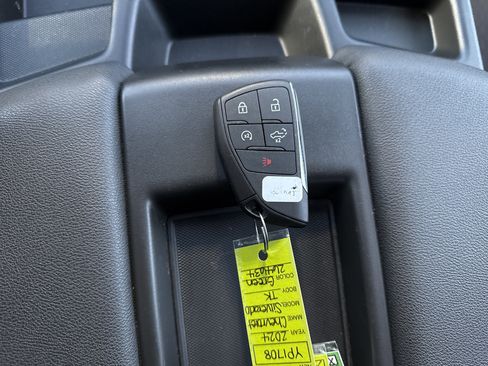 Used 2024 Chevrolet Silverado 1500 LT image 36