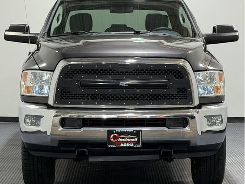 Used 2017 RAM 3500 Tradesman w/ Chrome Appearance Group AWD/4WD image 3