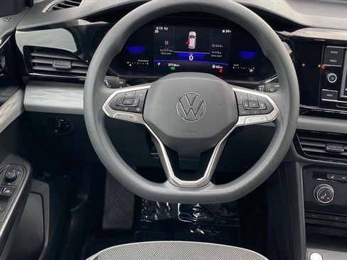 Certified 2022 Volkswagen Taos S image 6
