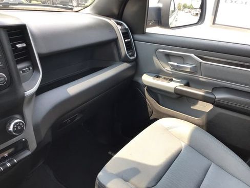 Used 2022 RAM 1500 Big Horn AWD/4WD image 34