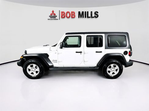 Used 2021 Jeep Wrangler Unlimited Sport image 4