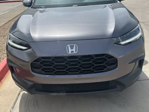 Used 2023 Honda HR-V LX image 16