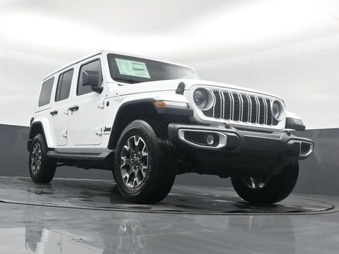 New 2026 Jeep Wrangler Sahara AWD/4WD image 44