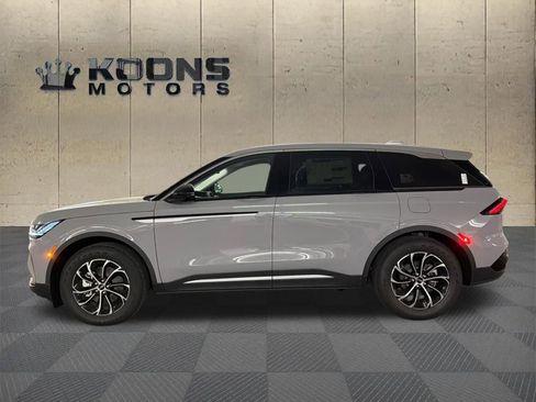 New 2026 Lincoln Nautilus Premier w/ Equipment Group 102A AWD/4WD image 4
