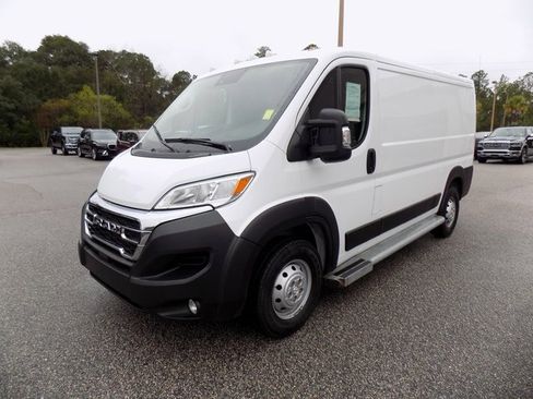 Used 2023 RAM ProMaster 2500 image 3