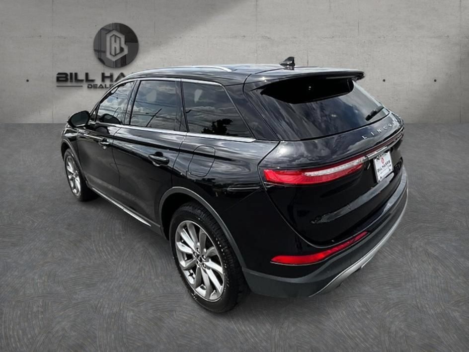 Used 2020 Lincoln Corsair AWD w/ Premium Package image 8