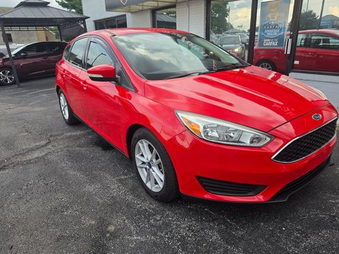 Used 2016 Ford Focus SE FWD image 23