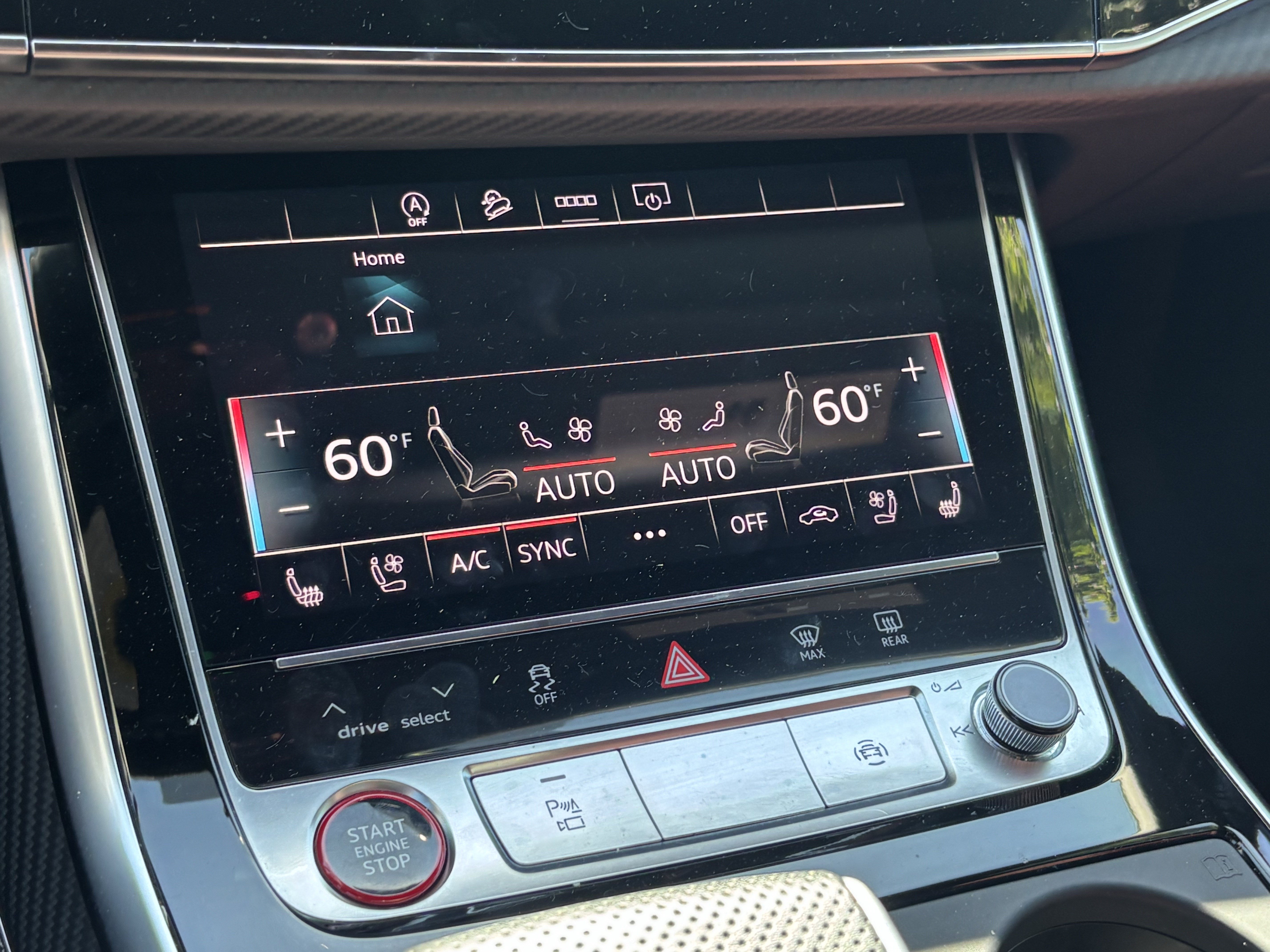 Used 2025 Audi SQ8 Premium Plus AWD/4WD image 26