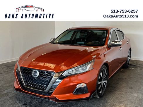 Used 2022 Nissan Altima 2.0 SR FWD image 1