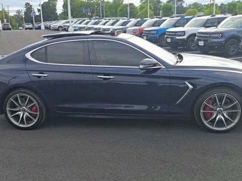Used 2019 Genesis G70 3.3T Advanced w/ Elite Package RWD image 2