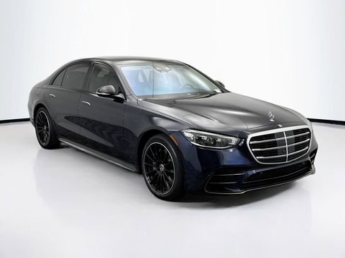Used 2023 Mercedes-Benz S 500 4MATIC image 3