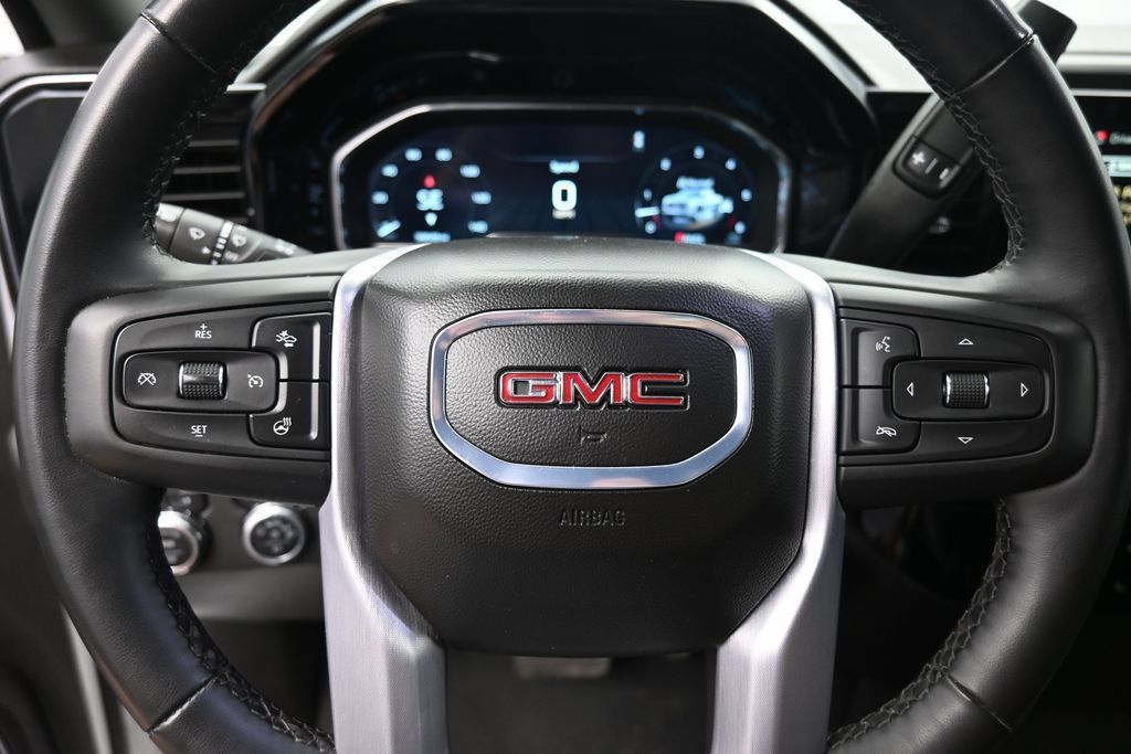 Used 2024 GMC Sierra 1500 SLT AWD/4WD image 19