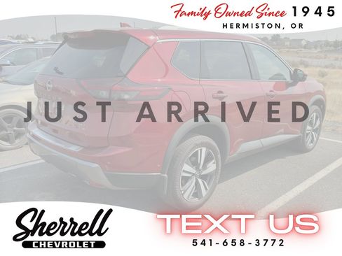 Used 2025 Nissan Rogue SL AWD/4WD image 4