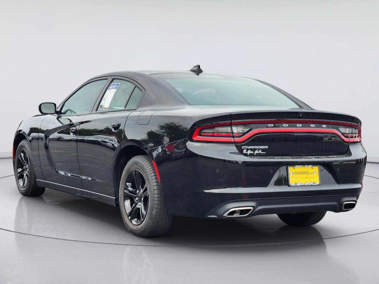 Used 2023 Dodge Charger SXT RWD image 8