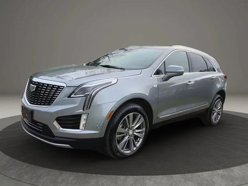 Used 2024 Cadillac XT5 Premium Luxury w/ Technology Package AWD/4WD image 27