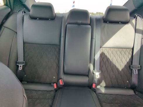 Used 2022 Nissan Maxima SR w/ Sport Mat Group image 21