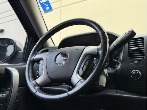 Used 2011 GMC Sierra 1500 SLE w/ Power Tech Package image 8