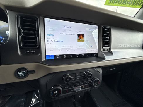 Used 2025 Ford Bronco Big Bend AWD/4WD image 16