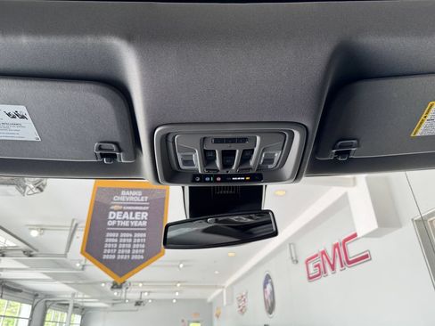 Used 2023 GMC Sierra 1500 Denali AWD/4WD image 28