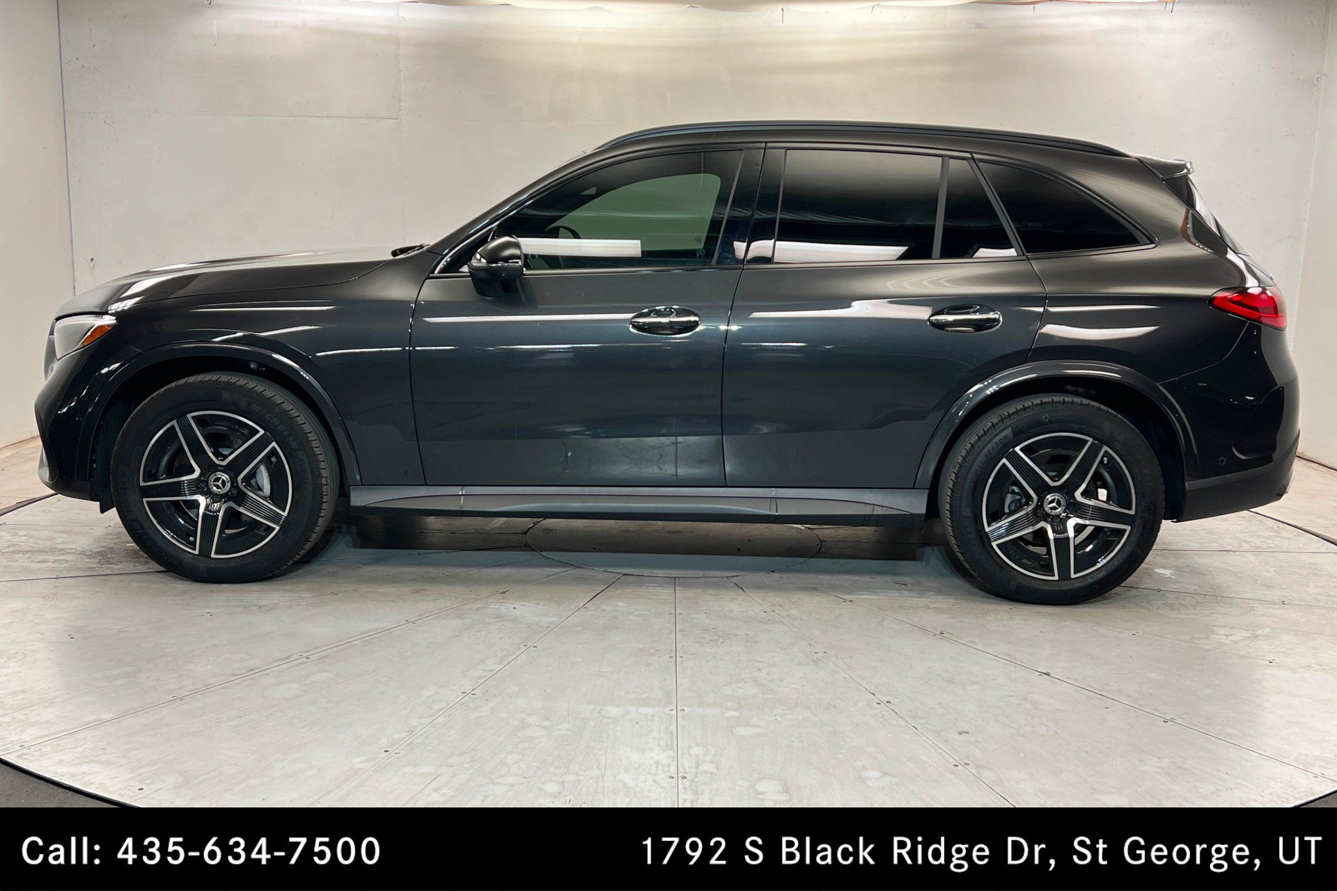 Certified 2026 Mercedes-Benz GLC 300 4MATIC image 2