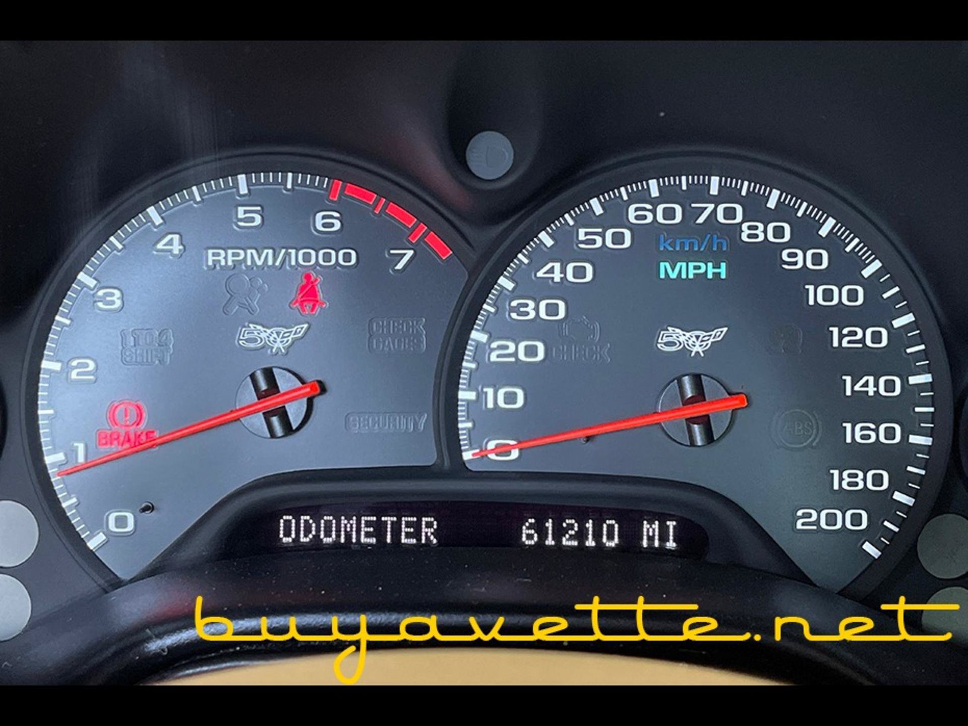 Used 2003 Chevrolet Corvette Coupe w/ Preferred Equipment Group RWD image 14