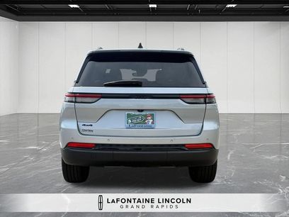 Used 2023 Jeep Grand Cherokee Altitude