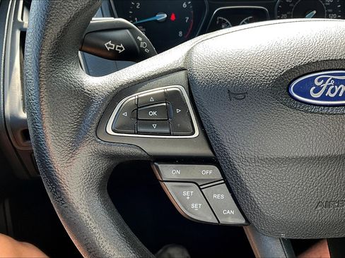 Used 2018 Ford Focus SE image 22