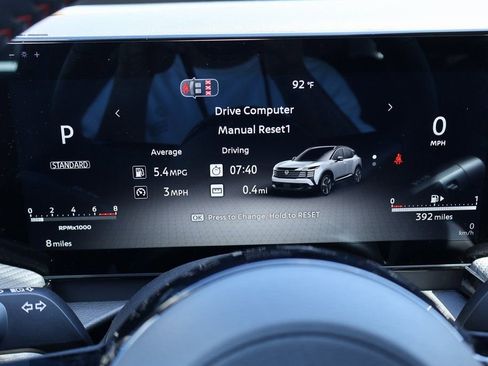 New 2026 Nissan Kicks SR image 9