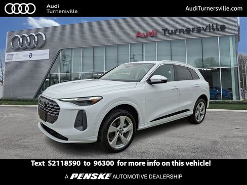 New 2025 Audi Q5 Premium Plus image 1