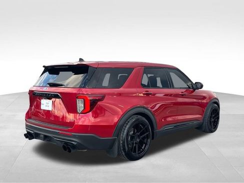 Used 2022 Ford Explorer ST image 5