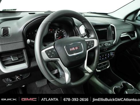 Used 2023 GMC Terrain SLE FWD image 4