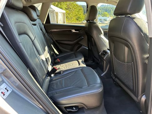 Used 2013 Audi Q5 3.0T Premium Plus image 12