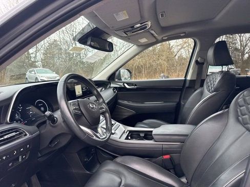 Used 2021 Hyundai Palisade Limited w/ Winter Package image 8