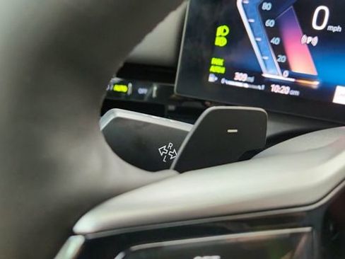 Used 2026 BMW 530i image 43