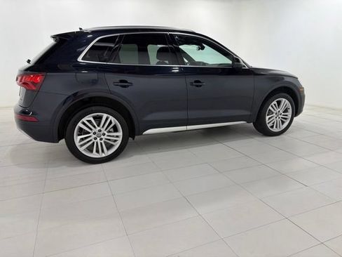Used 2018 Audi Q5 2.0T Premium Plus w/ Premium Plus Package AWD/4WD image 6