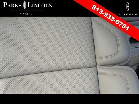 New 2026 Lincoln Navigator Reserve AWD/4WD image 16