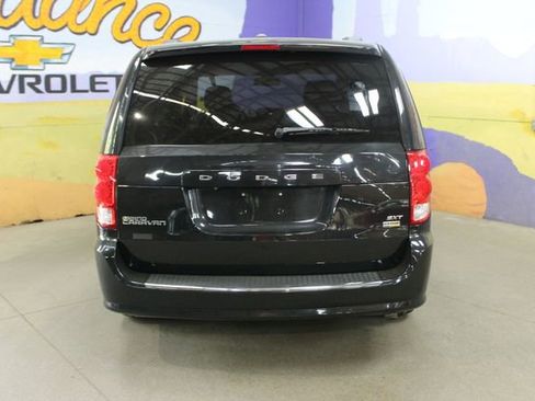 Used 2019 Dodge Grand Caravan SXT FWD image 7