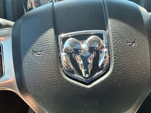 Used 2015 RAM 1500 Laramie w/ Convenience Group AWD/4WD image 20