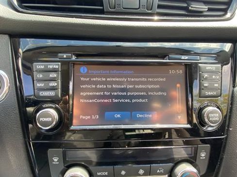 Used 2017 Nissan Rogue Sport SV w/ SV Premium Package AWD/4WD image 25
