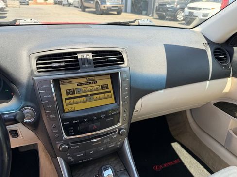 Used 2010 Lexus IS 350C RWD image 23