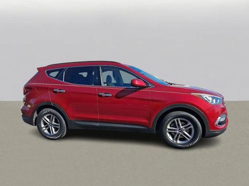 Used 2017 Hyundai Santa Fe Sport image 7