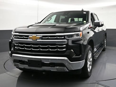 Certified 2023 Chevrolet Silverado 1500 LTZ w/ LTZ Premium Package AWD/4WD image 8