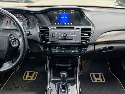 Used 2016 Honda Accord Sport image 43