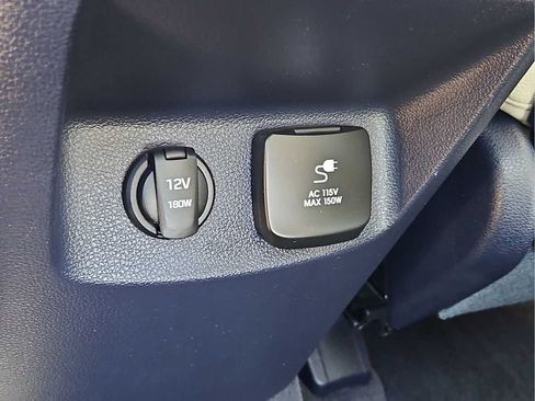 Used 2024 Hyundai Palisade Limited AWD/4WD image 33